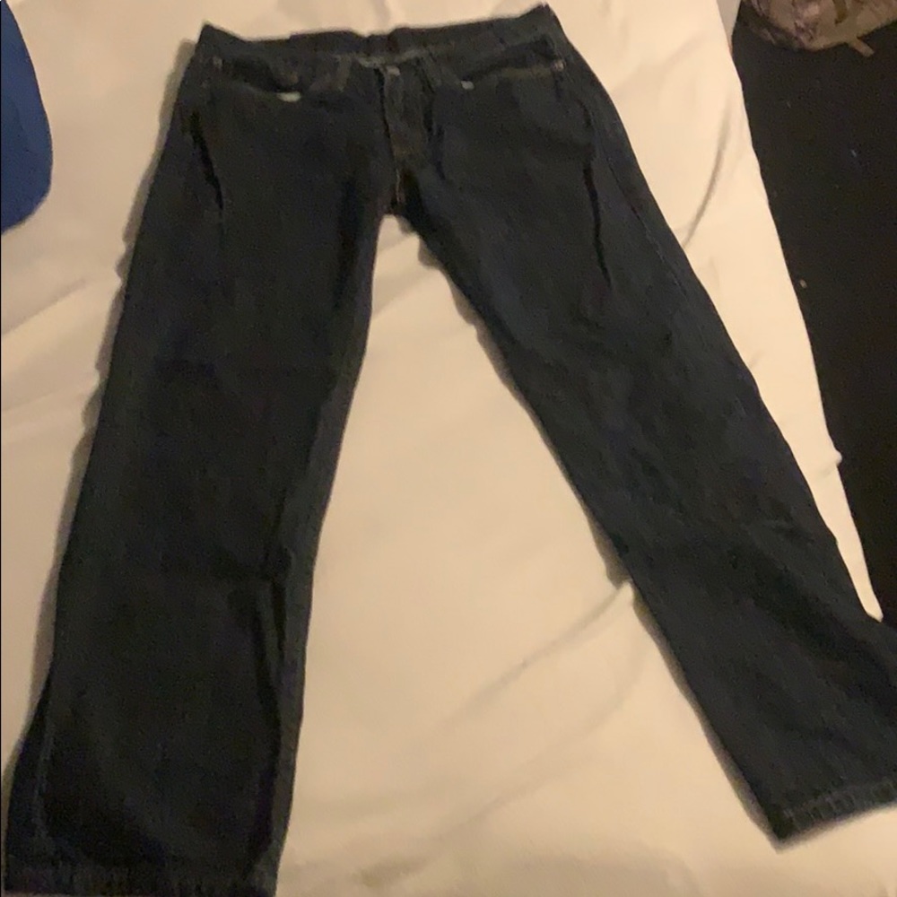 Levi’s 34W 32L